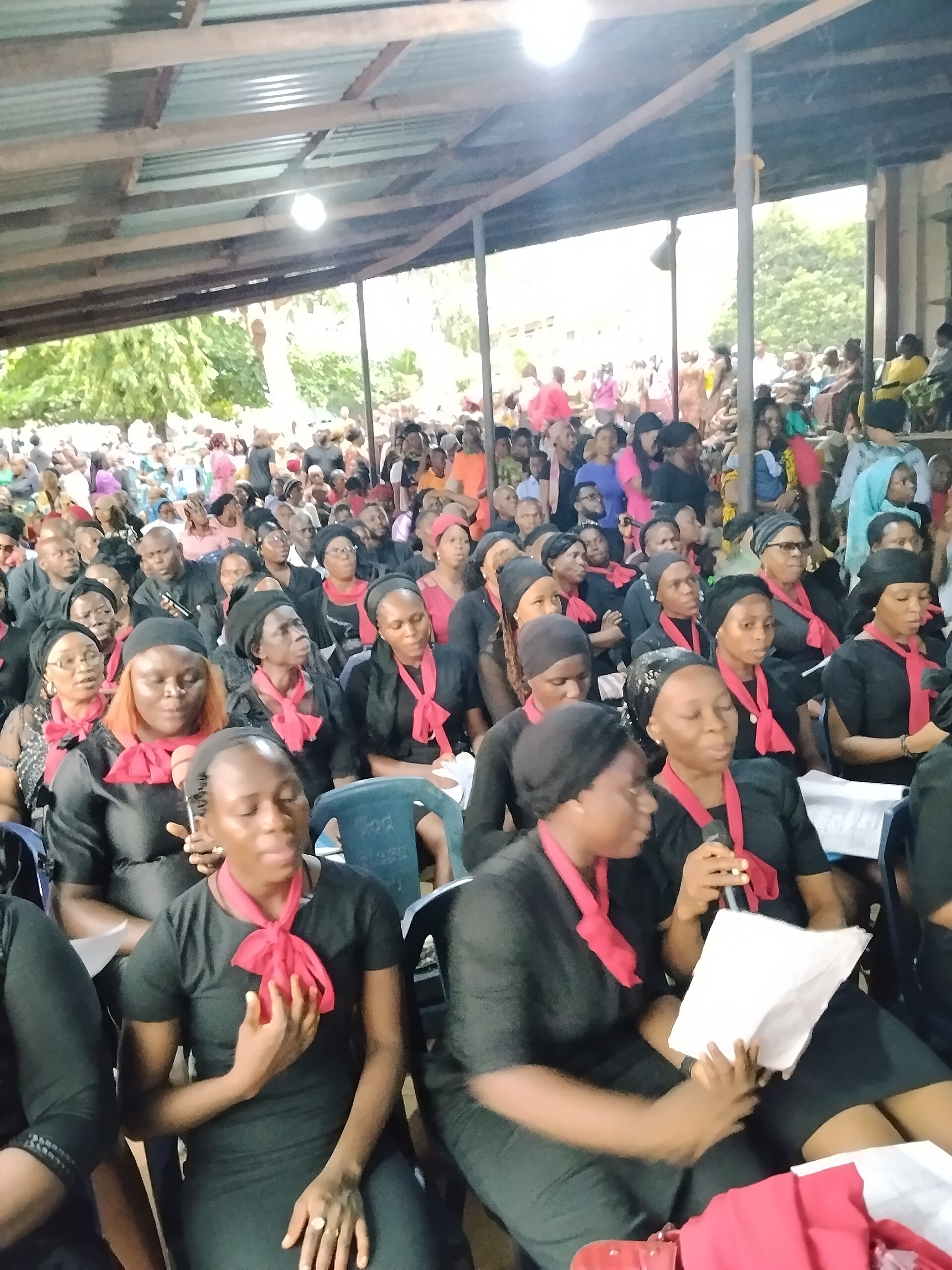 Music community in worship